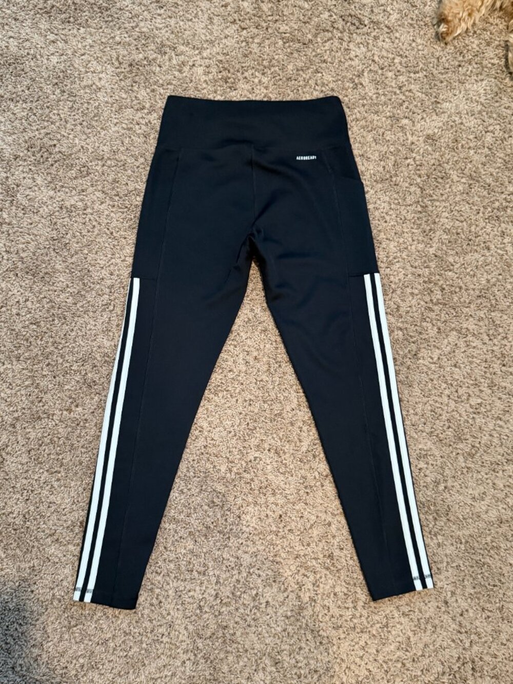 adidas AeroReady Black High Waisted 3-Stripe Pocket Leggings Size M Like New - Picture 7 of 8